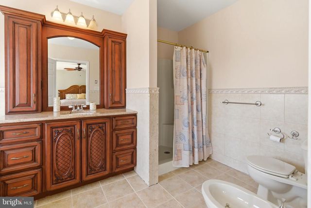 32 HALSEY DR, Brick, NJ 08723