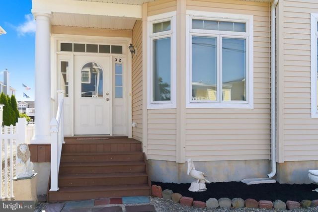 32 HALSEY DR, Brick, NJ 08723
