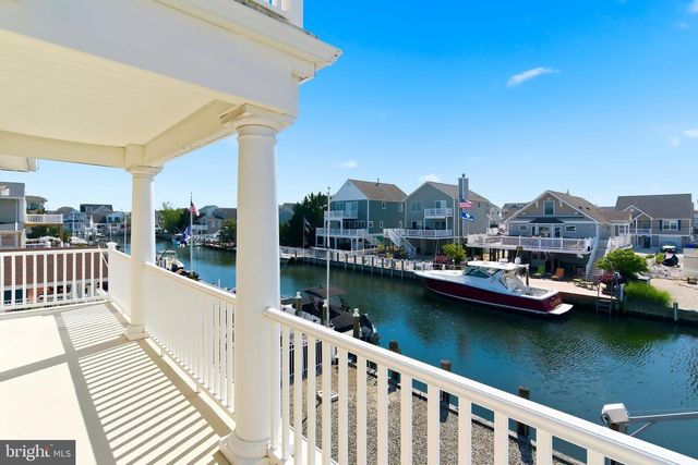 32 HALSEY DR, Brick, NJ 08723