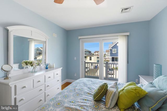 32 HALSEY DR, Brick, NJ 08723