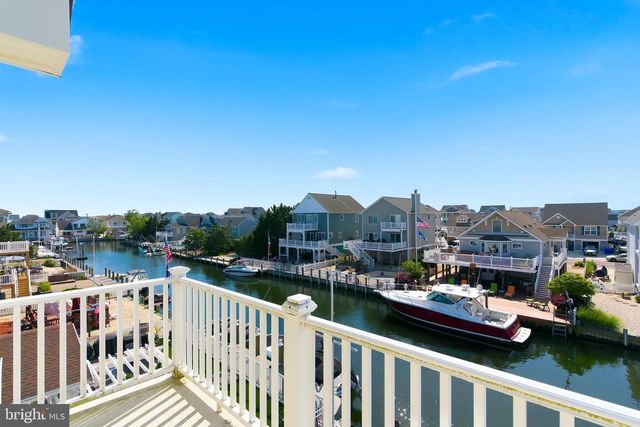 32 HALSEY DR, Brick, NJ 08723
