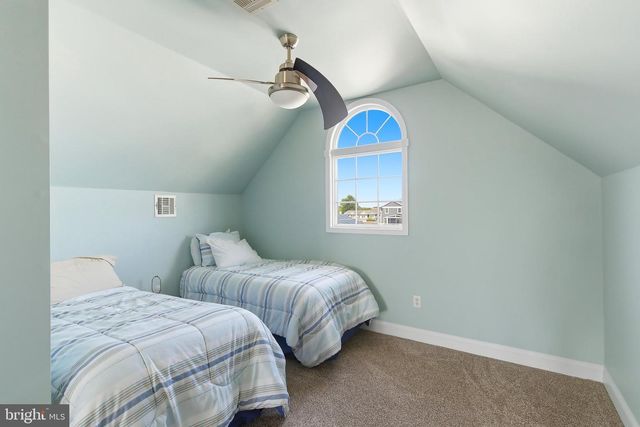 32 HALSEY DR, Brick, NJ 08723