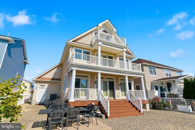 32 HALSEY DR, Brick, NJ 08723