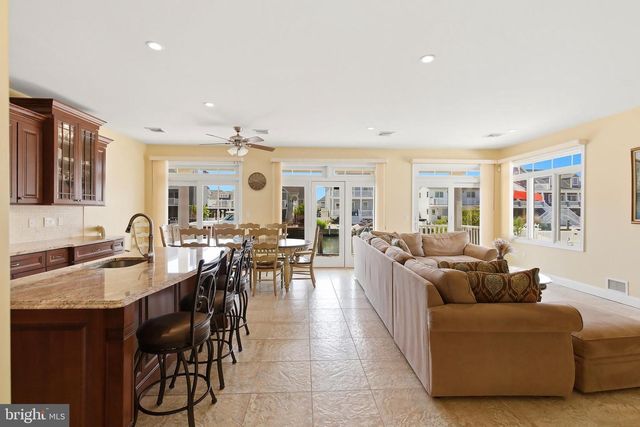 32 HALSEY DR, Brick, NJ 08723