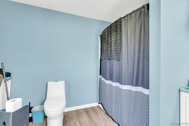 5668 Mill Street, Peck, MI 48466