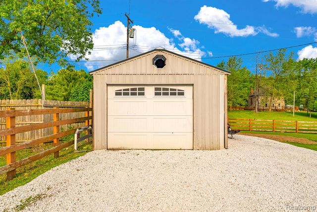 5668 Mill Street, Peck, MI 48466