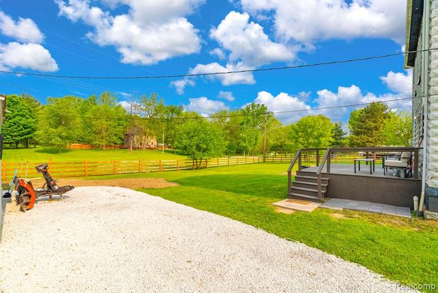 5668 Mill Street, Peck, MI 48466