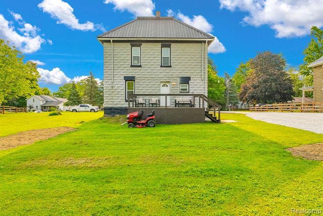 5668 Mill Street, Peck, MI 48466