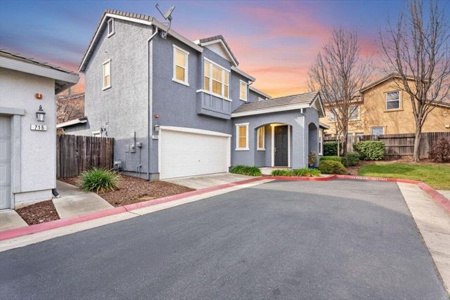 719 Courtyards Loop, Lincoln, CA 95648