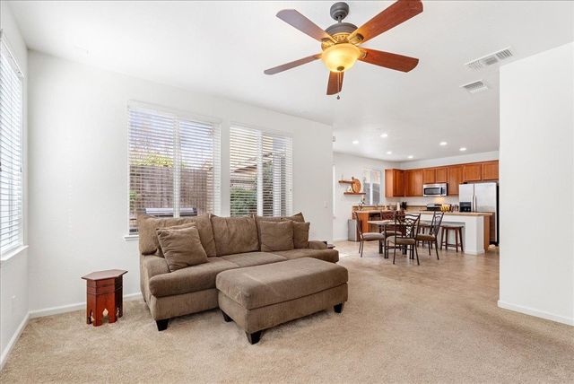 719 Courtyards Loop, Lincoln, CA 95648