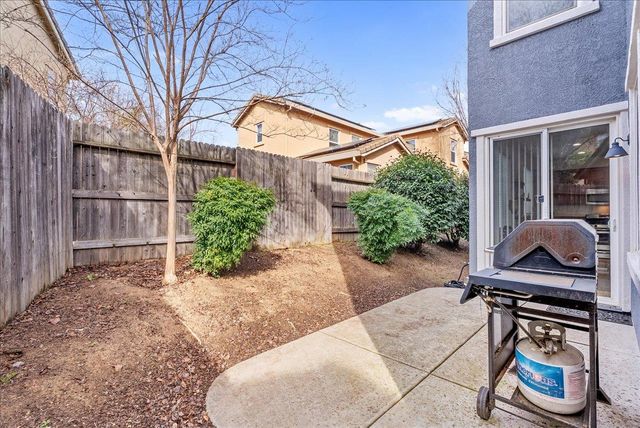 719 Courtyards Loop, Lincoln, CA 95648