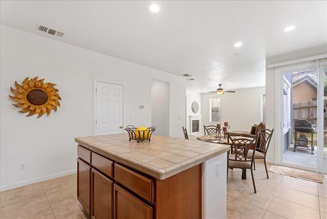 719 Courtyards Loop, Lincoln, CA 95648