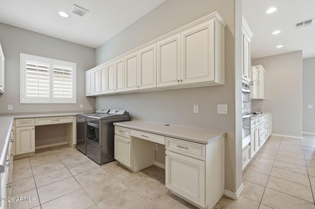 121 E ALCATARA Avenue, Queen Creek, AZ 85140