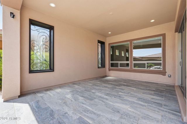 121 E ALCATARA Avenue, Queen Creek, AZ 85140
