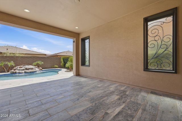 121 E ALCATARA Avenue, Queen Creek, AZ 85140