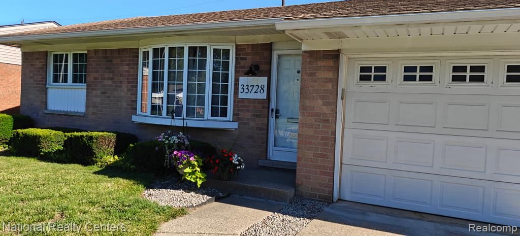 33728 Yuma Street, Westland, MI 48185