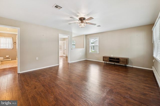 38 SHEFFIELD PL, Southampton, NJ 08088