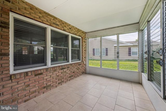 38 SHEFFIELD PL, Southampton, NJ 08088