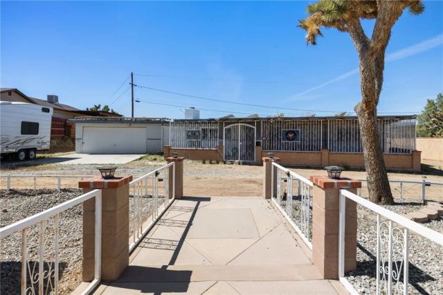 8054 Palm, Yucca Valley, CA 92284