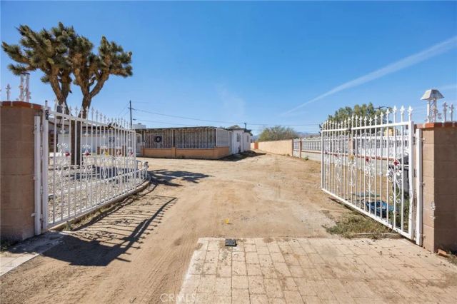 8054 Palm, Yucca Valley, CA 92284