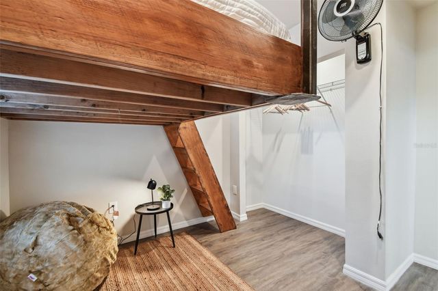 2310 30TH AVENUE N, St Petersburg, FL 33713