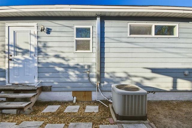 2310 30TH AVENUE N, St Petersburg, FL 33713