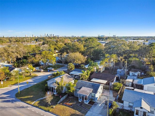 2310 30TH AVENUE N, St Petersburg, FL 33713