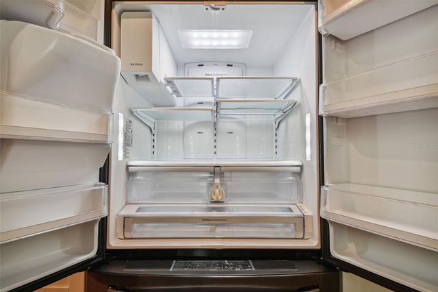 2310 30TH AVENUE N, St Petersburg, FL 33713