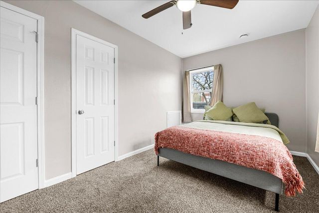 32211 Pardo Street, Garden City, MI 48135