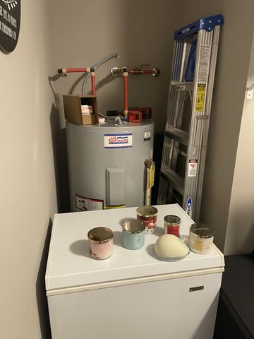 528 Womack Rd, Bethpage, TN 37022