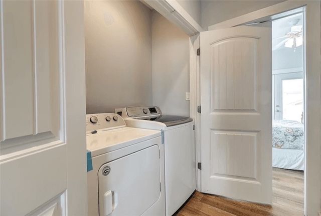678 Anchor Dr, Port Aransas, TX 78373