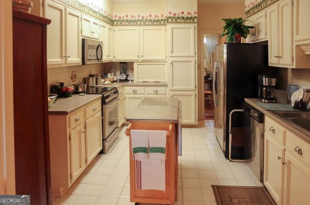 127 N Stratford Drive, Athens, GA 30605