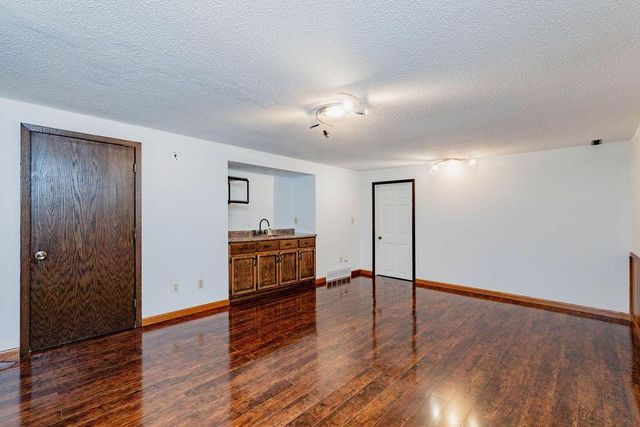 2322 Cromwell Street S, Moorhead, MN 56560