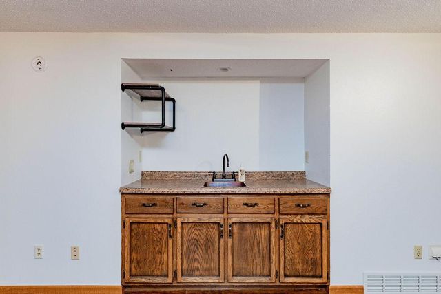2322 Cromwell Street S, Moorhead, MN 56560