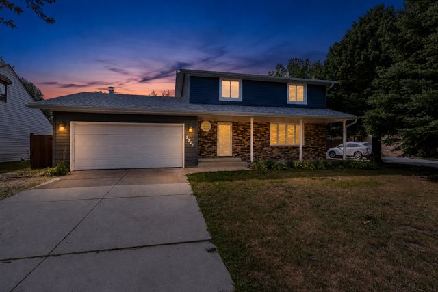 2322 Cromwell Street S, Moorhead, MN 56560