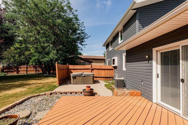 2322 Cromwell Street S, Moorhead, MN 56560