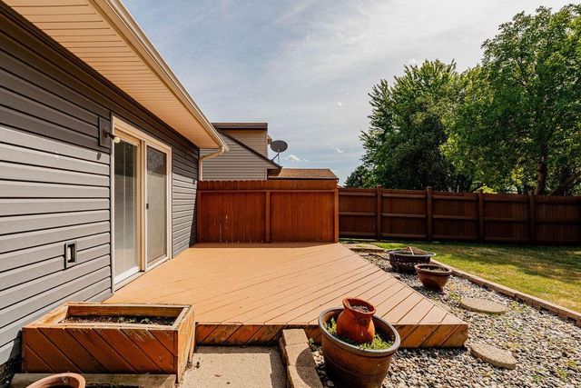 2322 Cromwell Street S, Moorhead, MN 56560