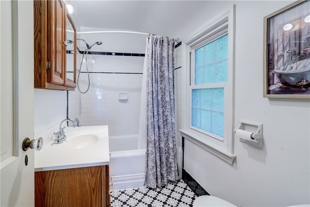 2744 Elmwood Avenue, Brighton, NY 14618