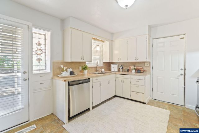 4670 Thorman Av NE, Keizer, OR 97303