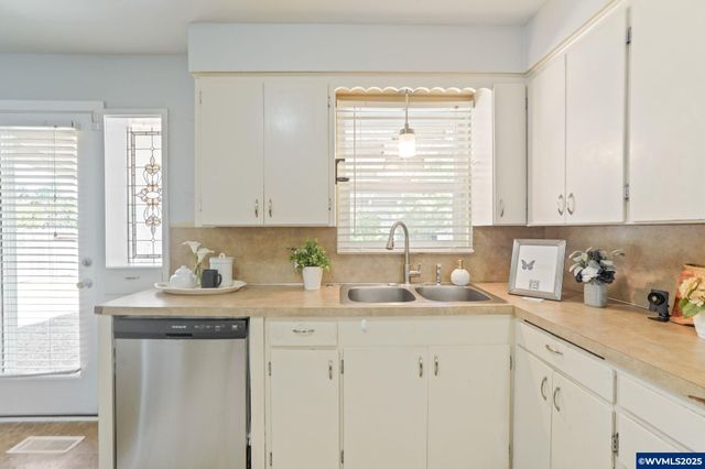 4670 Thorman Av NE, Keizer, OR 97303