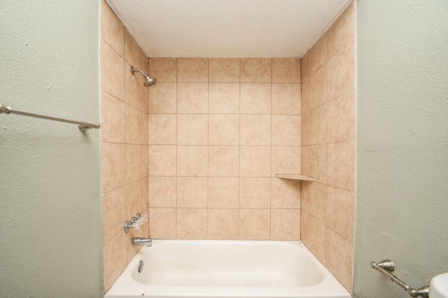 208 Willow Street, Sealy, TX 77474