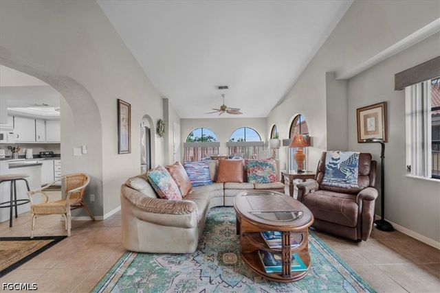 5510 SW 4th PL 305, Cape Coral, FL 33914