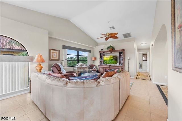 5510 SW 4th PL 305, Cape Coral, FL 33914