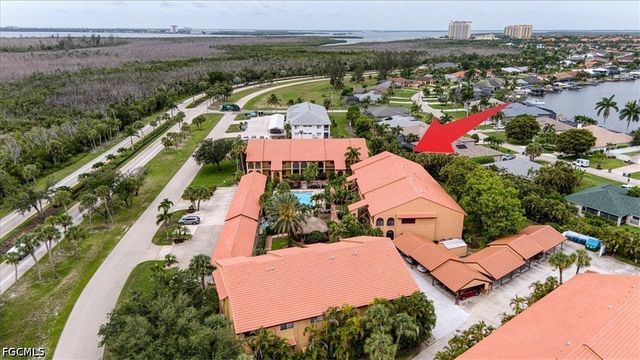 5510 SW 4th PL 305, Cape Coral, FL 33914