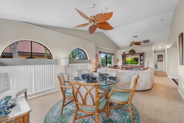 5510 SW 4th PL 305, Cape Coral, FL 33914