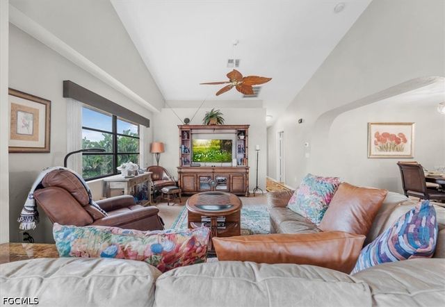 5510 SW 4th PL 305, Cape Coral, FL 33914