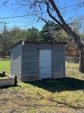 222 Eastley, San Antonio, TX 78217