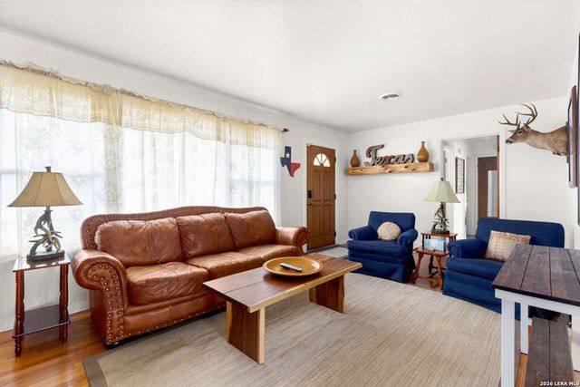 222 Eastley, San Antonio, TX 78217