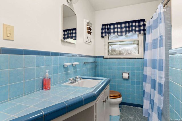 222 Eastley, San Antonio, TX 78217