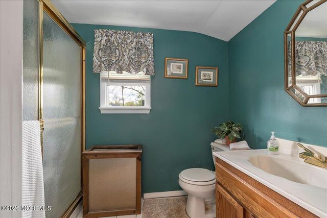 225 Freeman Street, Woodbridge, NJ 07095